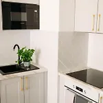 Apartment Magic Place Ii - Francuska Park - Free Garage - Self Check-in