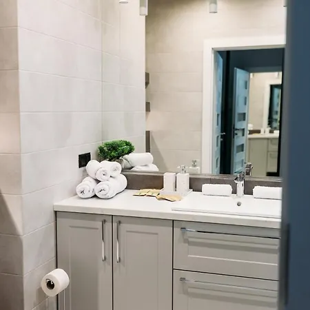 Апартаменты Magic Place Ii - Francuska Park - Free Garage - Self Check-in